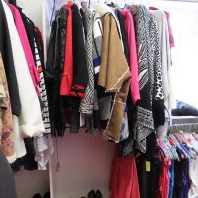 Sale Photo Thumbnail #32