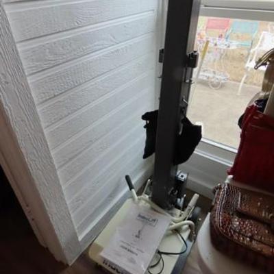 Sale Photo Thumbnail #100