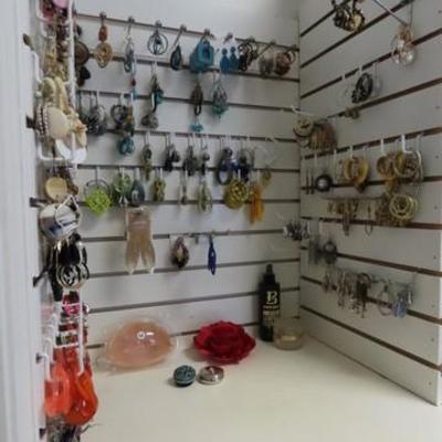 Sale Photo Thumbnail #29