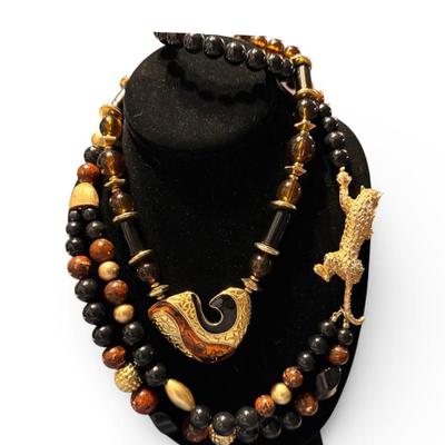 Sale Photo Thumbnail #177