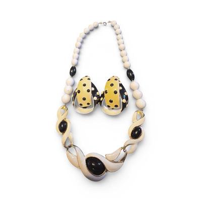 Sale Photo Thumbnail #192