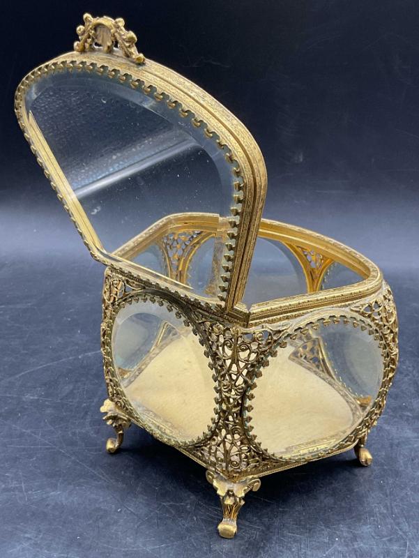 Sale Photo Thumbnail #41