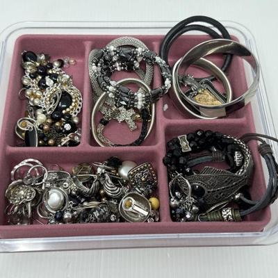 Sale Photo Thumbnail #157