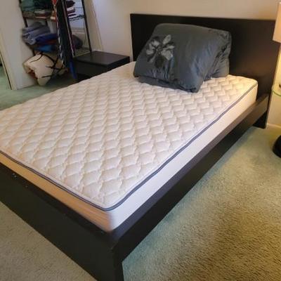 Sale Photo Thumbnail #3