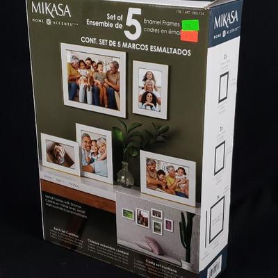 Sale Photo Thumbnail #195