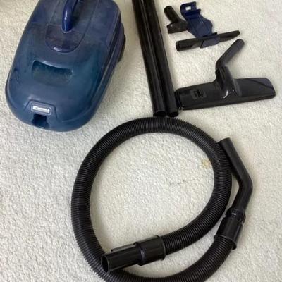 PPM080 Small Kenmore Vacuum With Attachments