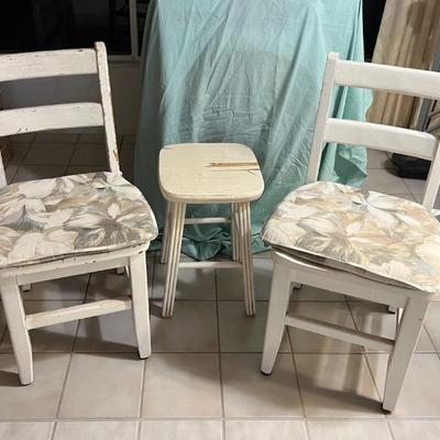 PPM023 Two White Wooden Chairs & A Stool