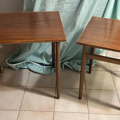 PPM020 Set Of Two Wooden Nesting End Tables