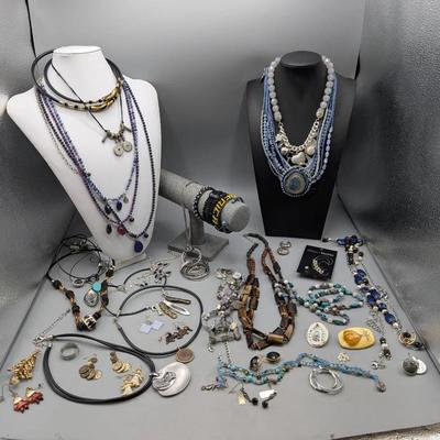 Nature's Broad Pallet Of Beautiful Jewelry 