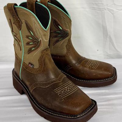 Brand New Justin Western Boots, sz 7B