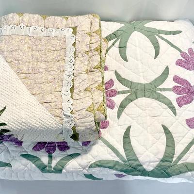 LIKE NEW May Tulips Quilt 110x108” W/ Embroidered Pillow Sham Set 