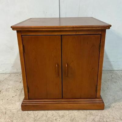 Traditional Cherry End Table 