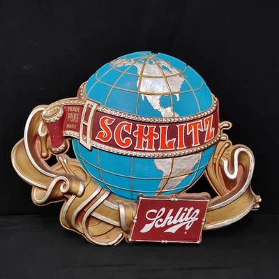 Vintage 1970s Schlitz Beer "The Beer That Made Milwaukee Famous" Globe Wall Sign