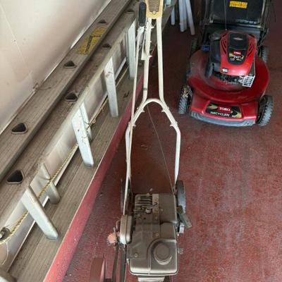 Sale Photo Thumbnail #110