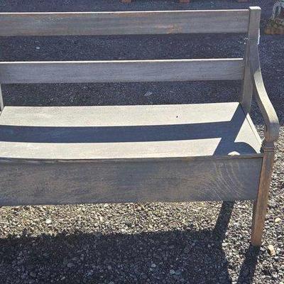 81014 • wooden bench