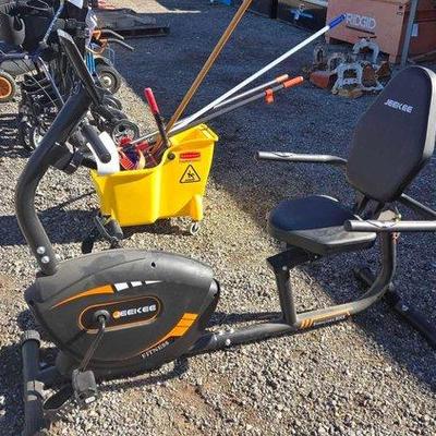 81006 • jeekee excercise bike