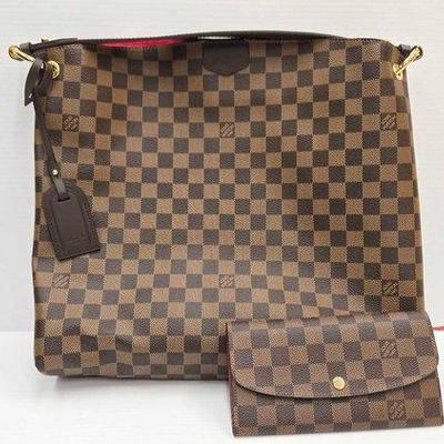 1800 • louis vuitton damier canvas purse & wallet