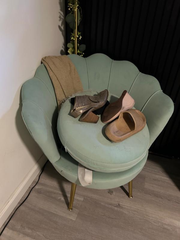 Sale Photo Thumbnail #32