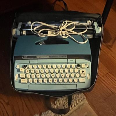 Sale Photo Thumbnail #153