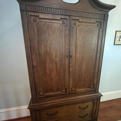 Sale Photo Thumbnail #47