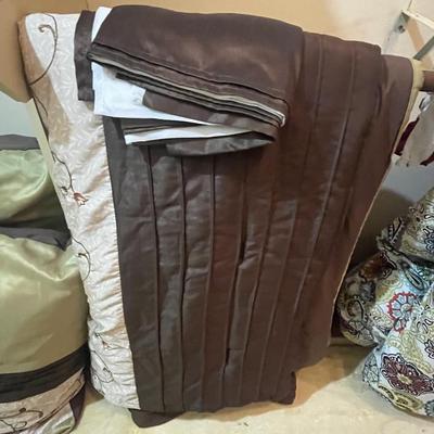 Sale Photo Thumbnail #102