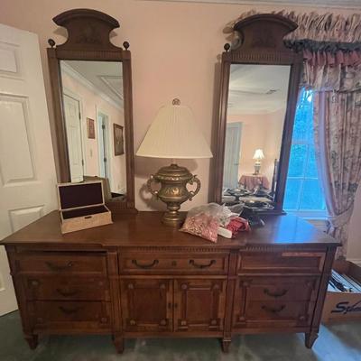 Sale Photo Thumbnail #278