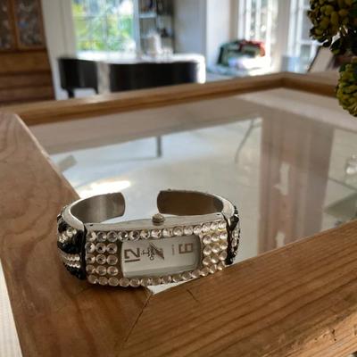 Sale Photo Thumbnail #128