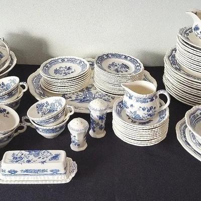 Mason's Ironstone "Manchu" China Set (BR1)
