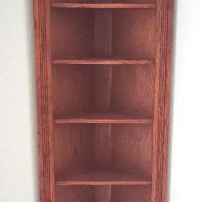Corner Bookcase (K)