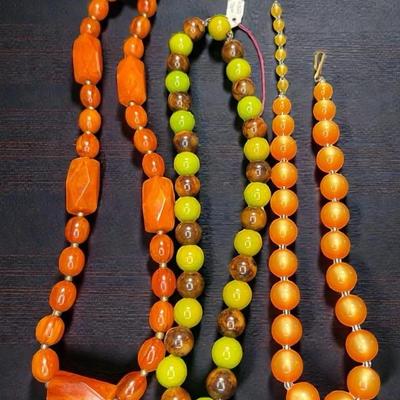 Molded plastic necklaces moonglow other cool vintage