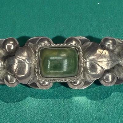 Mexican silver bar brooch with green center stone