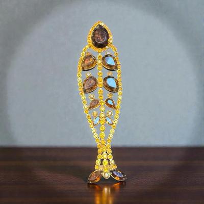 Long dangle brooch or pendant