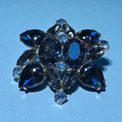 Sapphire colored rhinestones brooch