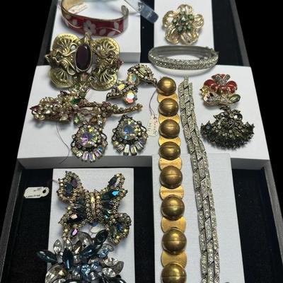 Broken but beautiful lot 1