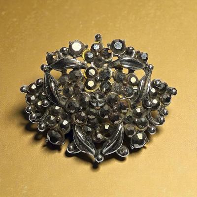 Hollycraft marcasite brooch