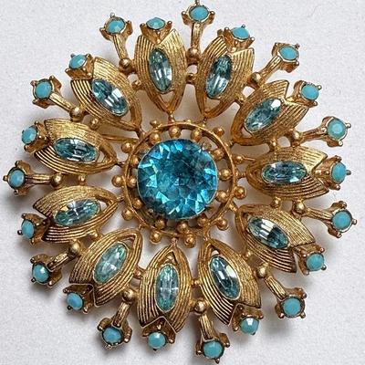 Hollycraft brooch 1955