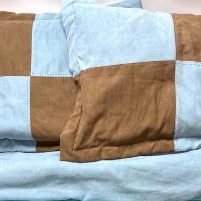 Brown and Blue Comforter Set with Floral Fitted Sheet
