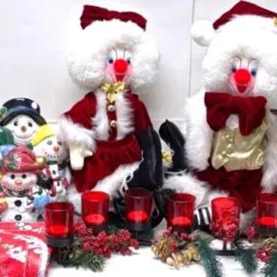 Christmas Snowmen, Gingerbread House, Lights and More