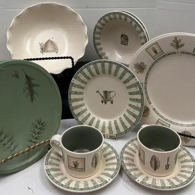 Vintage "Pfaltzgraff" Naturewood Stoneware
