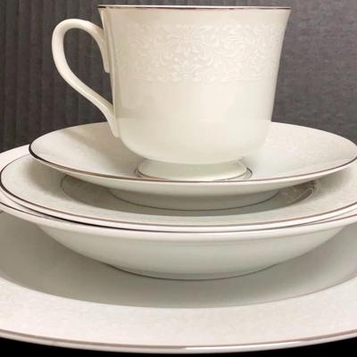 “Empress” Crown Victoria Colection