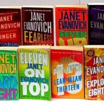 "Stephanie Plum" Paperback Collection and 16 Novels by "Janet Evanovich"