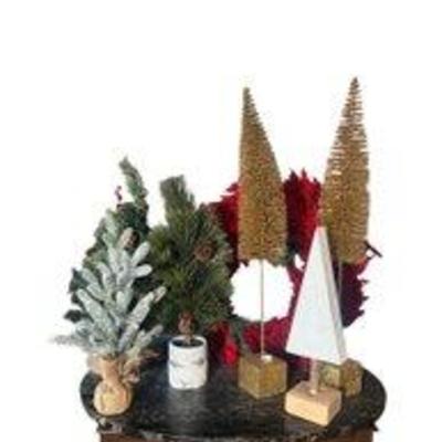 Lot Of Assorted Trees/wreath Christmas Decor