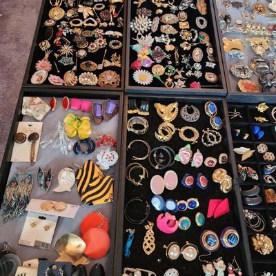 Sale Photo Thumbnail #34