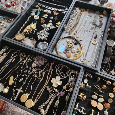 Sale Photo Thumbnail #13