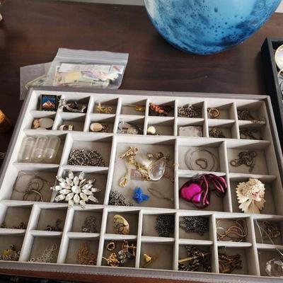 Sale Photo Thumbnail #17