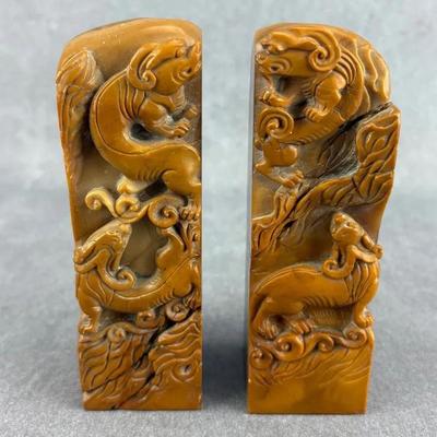 Chinese Carved Shoushan Coordinating Beast Seals / Stamp
