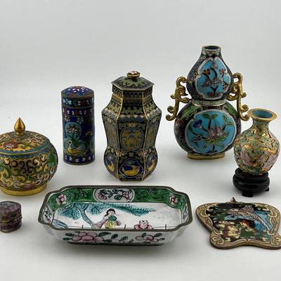 Chinese Cloisonne Miniature Vases 