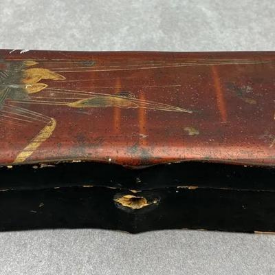 Japanese Meiji Period Gilt Bird Lacquered Wooden Box