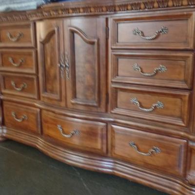 Sale Photo Thumbnail #350