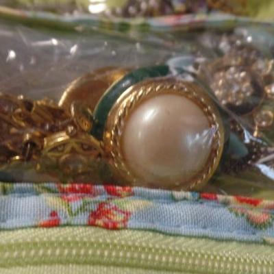 Sale Photo Thumbnail #391